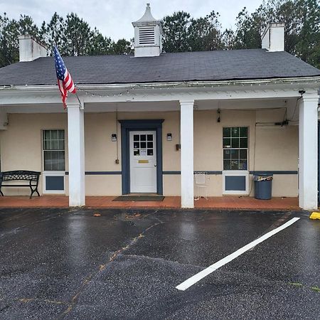 White Columns Motel Pine Mountain  Exterior foto