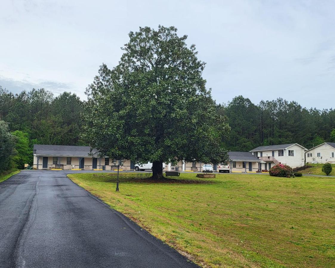 White Columns Motel Pine Mountain  Exterior foto